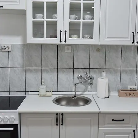 Stari Grad Apartment *